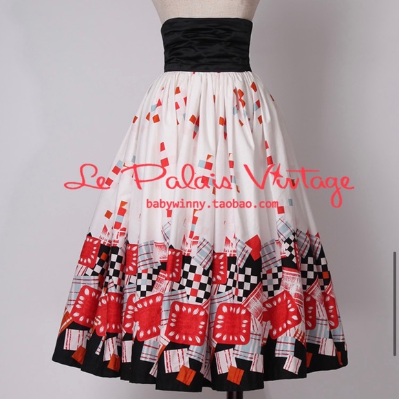 Le Palais Vintage skirt (New with tag) Size S - Picture 4 of 7